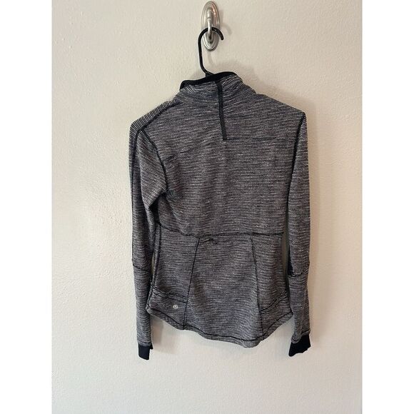Lululemon Base Runner 1/2 Zip Black Gray Women’s Size 8 - Picture 2 of 10